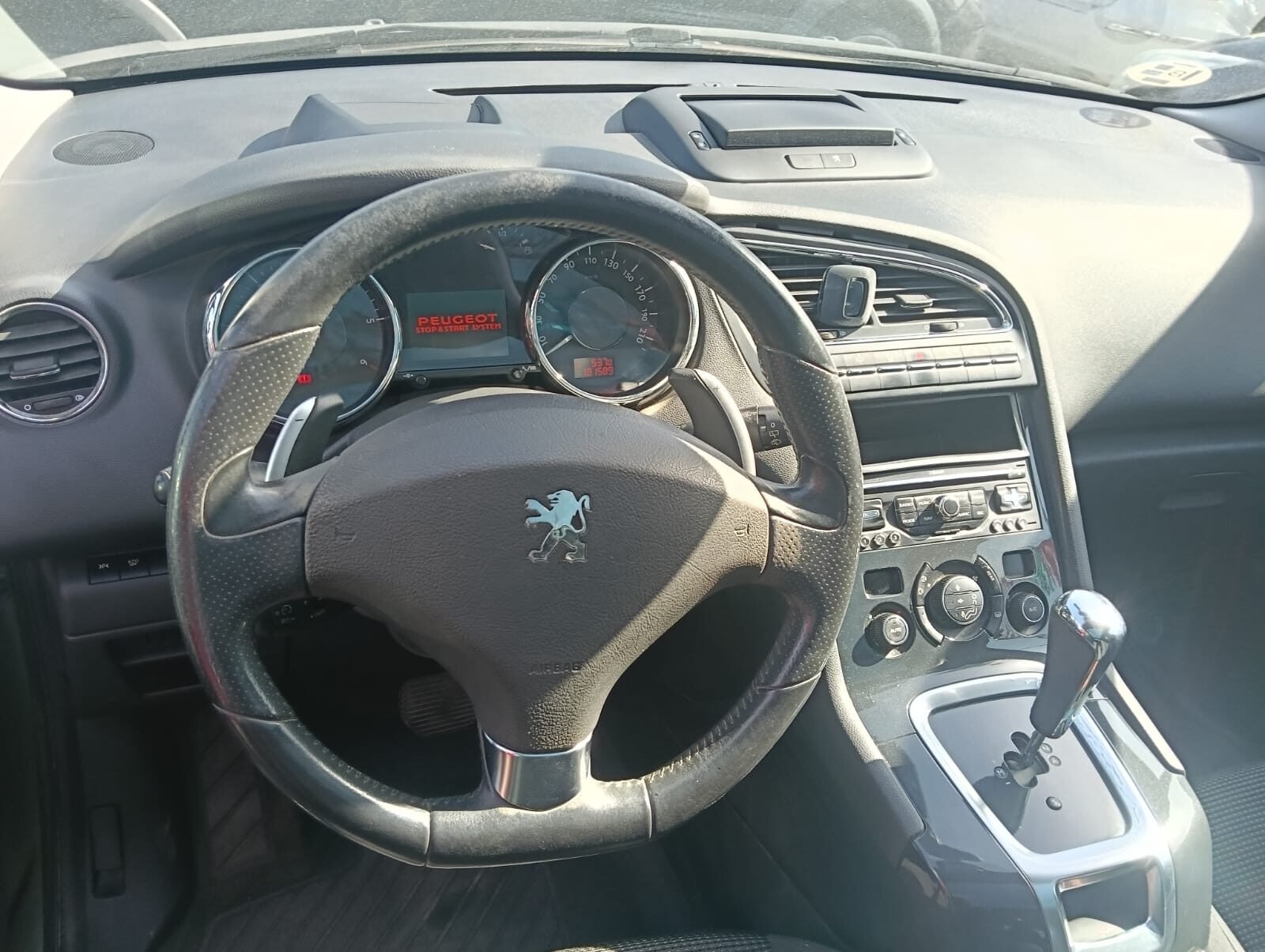PEUGEOT 5008 Allure